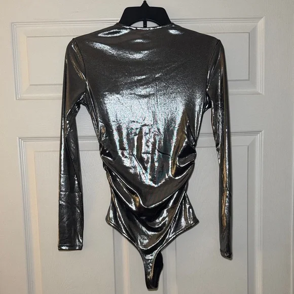 H&M Metallic Silver Long Sleeve Jumpsuit - Picture 6 of 10